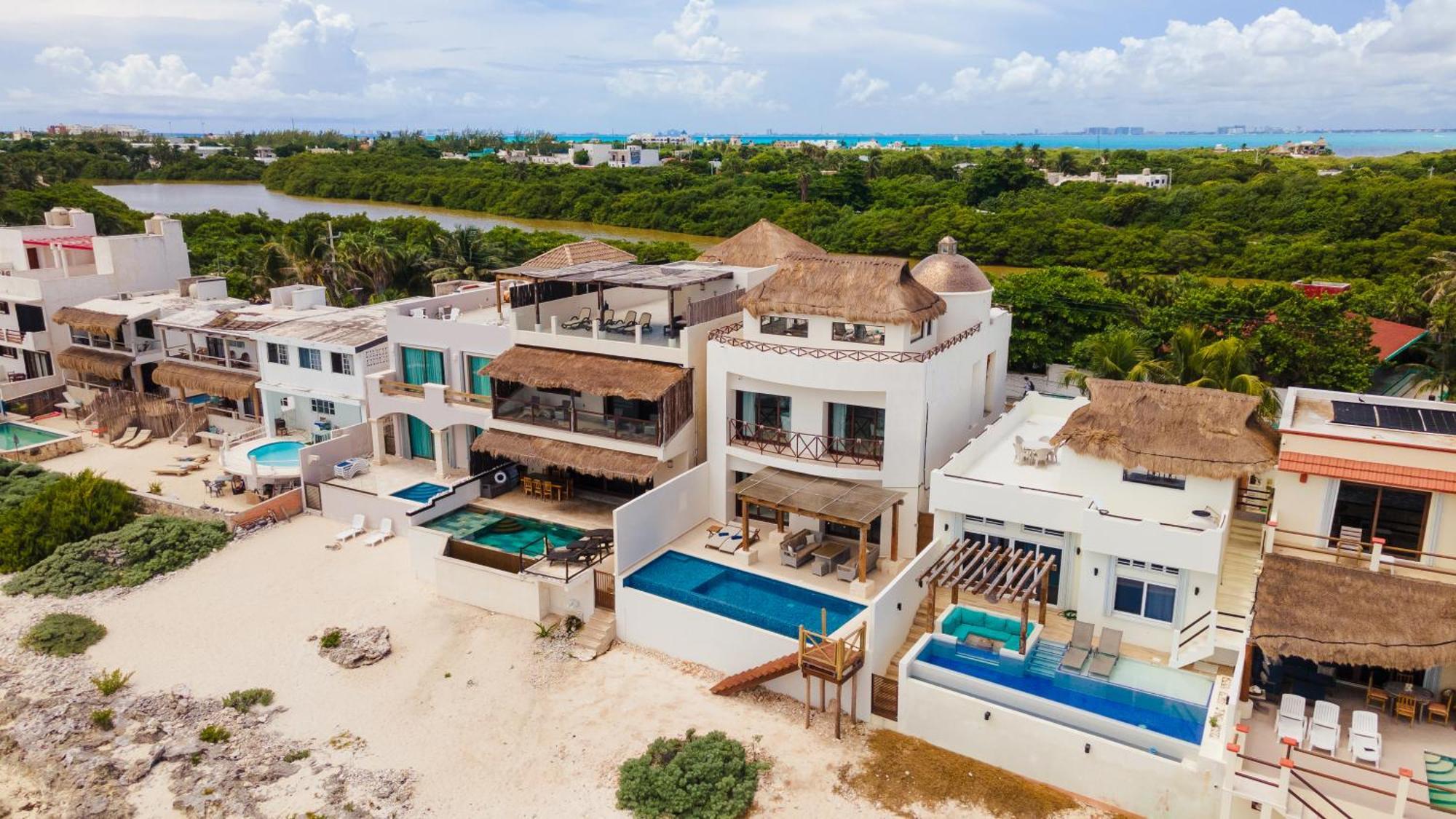 Вилла Casa Javi- Ocean Front Located Mid Исла-Мухерес Экстерьер фото
